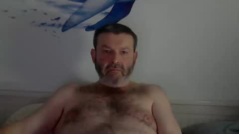 Snapshot of midhir chatting on March 7, 2025, 7:05 pm kike online show from March 7, 2025, 7:05 pm