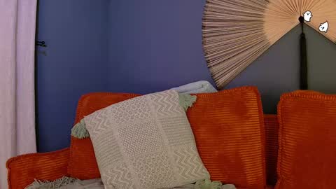 Snapshot of midnight__muse chatting on December 20, 2024, 8:06 am Rain online show from December 20, 2024, 8:06 am