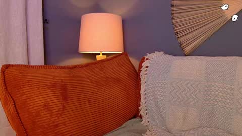 Snapshot of midnight__muse chatting on December 30, 2024, 8:32 am Rain online show from December 30, 2024, 8:32 am