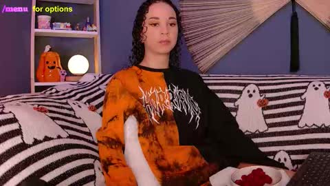 Snapshot of midnight__muse chatting on October 14, 2025, 4:24 am Rain online show from October 14, 2025, 4:24 am