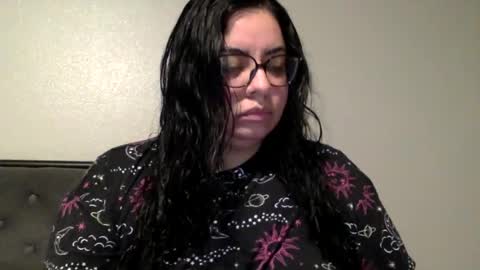 Snapshot of midnightbruja111 chatting on July 7, 2026, 2:14 am midnightbruja111 online show from July 7, 2026, 2:14 am