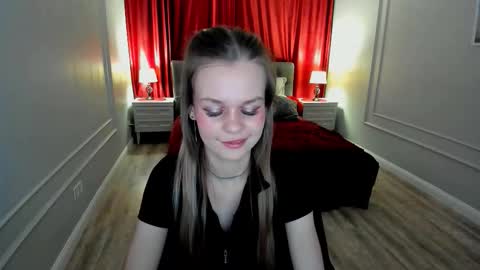 midnighteaura online show from March 18, 2026, 8:56 pm