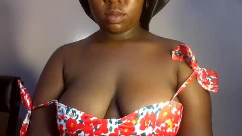 midnightt_curves online show from June 23, 2026, 12:52 am