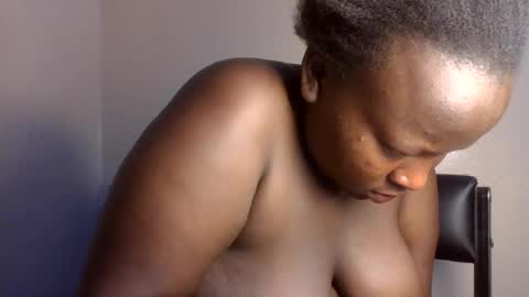 midnightt_curves online show from June 24, 2026, 7:02 pm