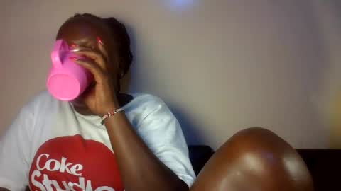 midnightt_curves online show from July 25, 2026, 6:49 pm