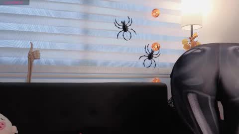 Snapshot of midori__san chatting on October 26, 2025, 6:25 pm midori__san online show from October 26, 2025, 6:25 pm