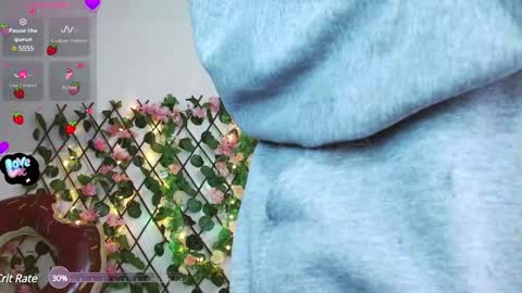 Midori 7u7 online show from January 24, 2025, 9:47 pm