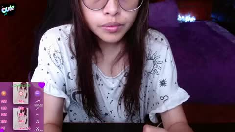 Snapshot of midoriquinn chatting on June 2, 2026, 4:20 pm Midori 7u7 online show from June 2, 2026, 4:20 pm