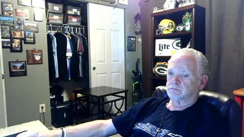 midwestdad09 online show from July 20, 2026, 12:36 am