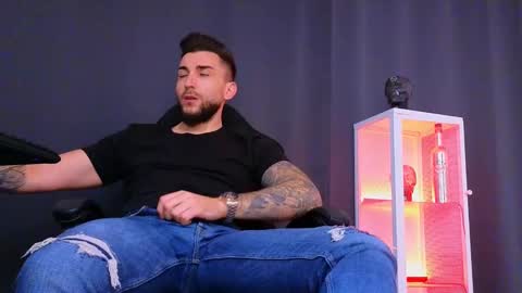 MightyAaron online show from February 4, 2025, 2:53 pm