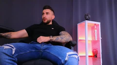 MightyAaron online show from February 23, 2025, 1:21 pm