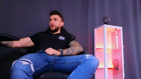 MightyAaron online show from March 7, 2025, 6:46 am