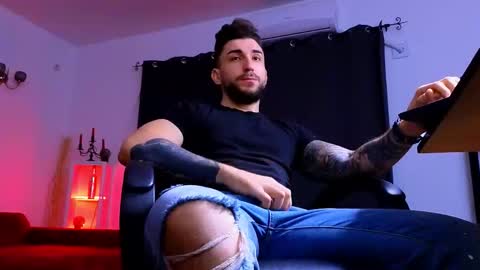 MightyAaron online show from January 6, 2026, 5:33 am