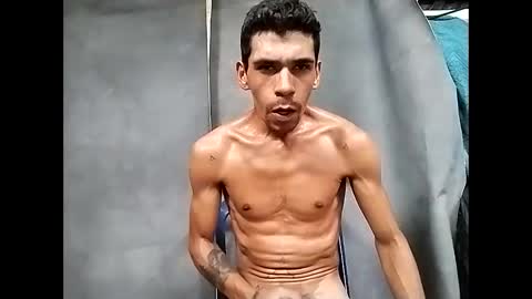 Snapshot of miguel_angelxxx chatting on January 5, 2026, 5:27 pm miguel online show from January 5, 2026, 5:27 pm