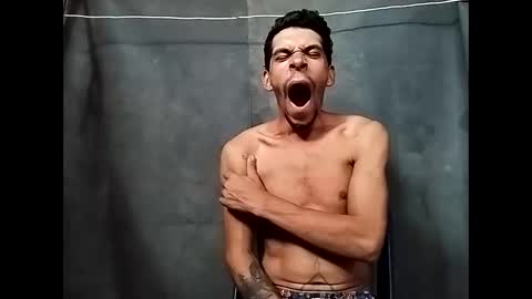 Snapshot of miguel_angelxxx chatting on February 2, 2026, 5:44 pm miguel online show from February 2, 2026, 5:44 pm