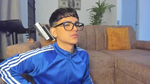 Snapshot of miguel_turqueza chatting on May 24, 2026, 8:41 am miguel_turqueza online show from May 24, 2026, 8:41 am
