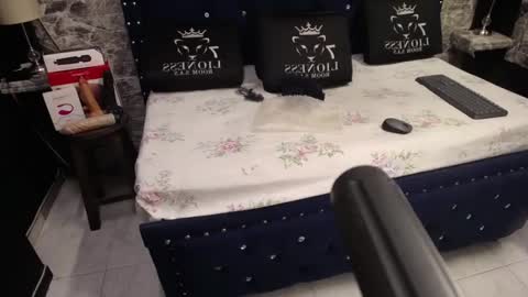 Snapshot of miha_califa chatting on November 11, 2025, 12:16 pm miha_califa online show from November 11, 2025, 12:16 pm