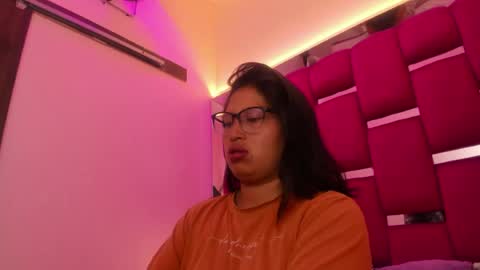 Snapshot of miha_smith chatting on June 20, 2026, 3:53 am Miha online show from June 20, 2026, 3:53 am