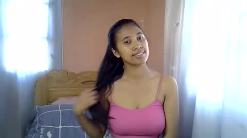 mihpretties online show from May 12, 2026, 6:54 am