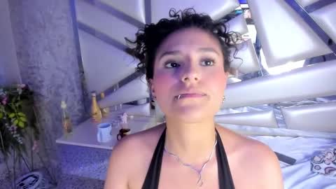 Snapshot of miia02 chatting on January 4, 2025, 9:32 am MIA 3 online show from January 4, 2025, 9:32 am