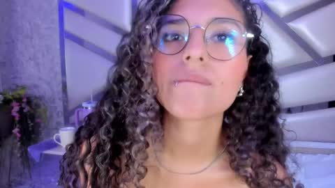 Snapshot of miia02 chatting on January 16, 2025, 10:53 am MIA 3 online show from January 16, 2025, 10:53 am