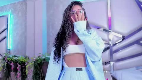 Snapshot of miia02 chatting on January 23, 2025, 7:22 am MIA 3 online show from January 23, 2025, 7:22 am