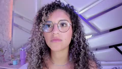 Snapshot of miia02 chatting on February 4, 2025, 10:00 am MIA 3 online show from February 4, 2025, 10:00 am