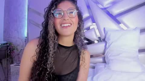 Snapshot of miia02 chatting on February 13, 2025, 3:50 am MIA 3 online show from February 13, 2025, 3:50 am