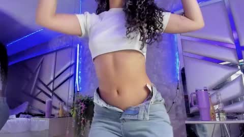 Snapshot of miia02 chatting on February 15, 2025, 9:27 am MIA 3 online show from February 15, 2025, 9:27 am