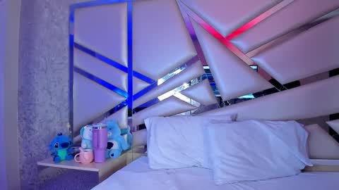 Snapshot of miia02 chatting on November 3, 2025, 3:19 am MIA 3 online show from November 3, 2025, 3:19 am