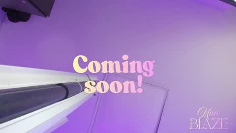 Mia online show from March 22, 2026, 11:13 am