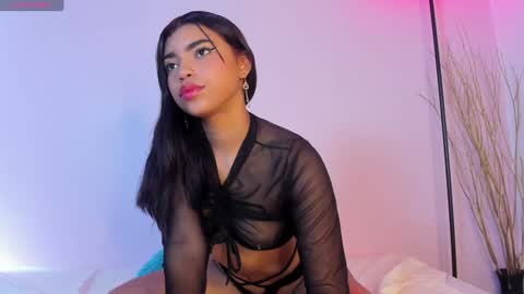 Miia Brooklyn  online show from January 4, 2025, 3:39 pm