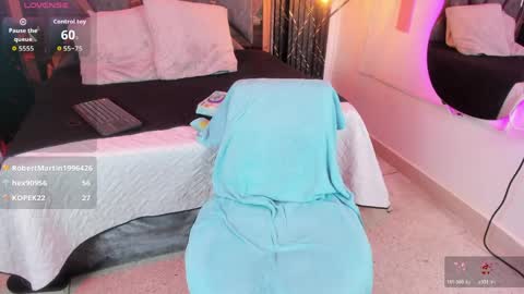 Snapshot of miia_deluxe_ chatting on May 31, 2026, 2:20 am miia_deluxe_ online show from May 31, 2026, 2:20 am