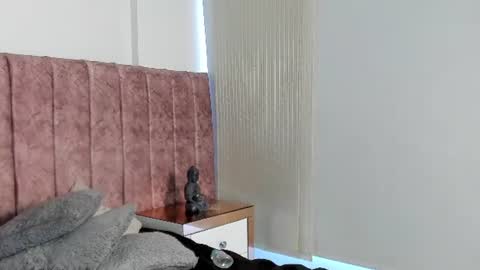 miia_rogers online show from July 28, 2026, 4:39 pm