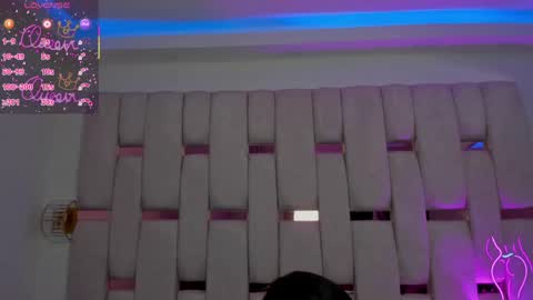 Snapshot of miia_schwarz chatting on April 19, 2026, 1:54 pm Miia Schwarz online show from April 19, 2026, 1:54 pm