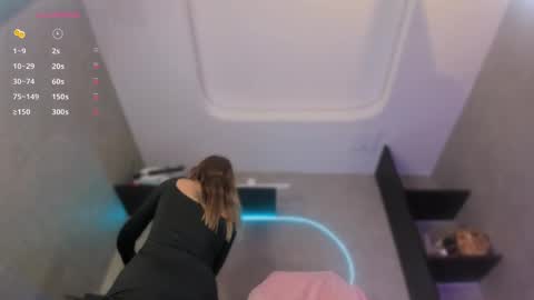 miia_sttone online show from April 4, 2026, 4:15 pm