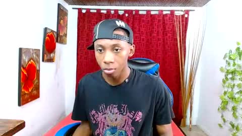 Snapshot of miilo18 chatting on May 28, 2026, 6:05 pm milo online show from May 28, 2026, 6:05 pm