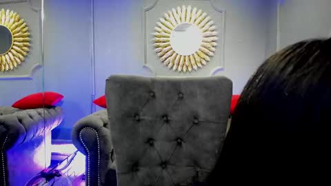 miilu  online show from January 24, 2025, 6:24 am