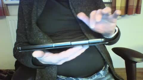 mik online show from January 3, 2025, 3:01 pm