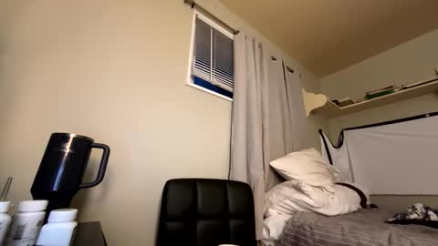 mik138 online show from February 10, 2026, 11:36 am