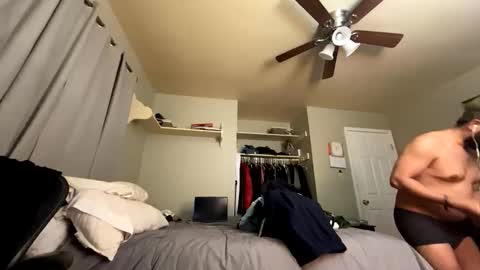 mik138 online show from March 31, 2026, 7:09 am