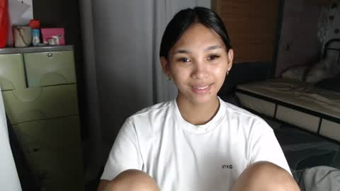 Snapshot of mika_cora chatting on June 28, 2026, 6:47 pm MIKA online show from June 28, 2026, 6:47 pm