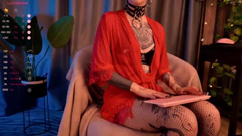 Snapshot of mika_moon_ chatting on December 19, 2024, 6:23 pm mika_moon_ online show from December 19, 2024, 6:23 pm