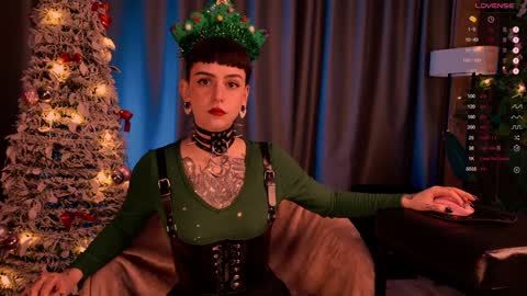 Snapshot of mika_moon_ chatting on December 25, 2024, 9:43 pm mika_moon_ online show from December 25, 2024, 9:43 pm