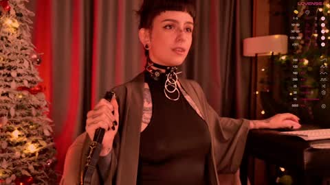 Snapshot of mika_moon_ chatting on December 29, 2024, 8:37 pm mika_moon_ online show from December 29, 2024, 8:37 pm