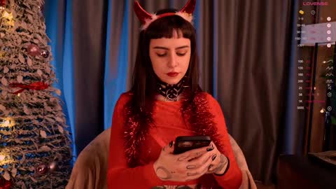 Snapshot of mika_moon_ chatting on December 31, 2024, 11:06 pm mika_moon_ online show from December 31, 2024, 11:06 pm