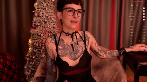 Snapshot of mika_moon_ chatting on January 4, 2025, 1:21 am mika_moon_ online show from January 4, 2025, 1:21 am