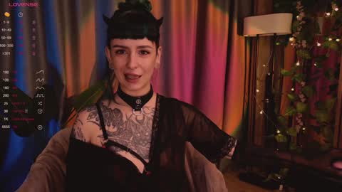 Snapshot of mika_moon_ chatting on February 5, 2025, 10:12 pm mika_moon_ online show from February 5, 2025, 10:12 pm