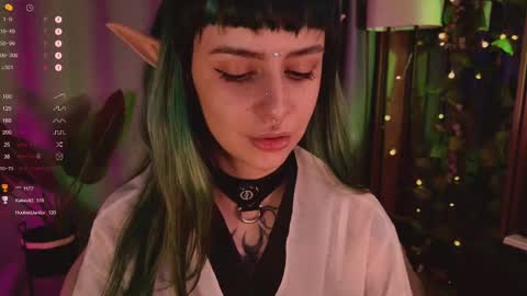 Snapshot of mika_moon_ chatting on February 9, 2025, 6:22 am mika_moon_ online show from February 9, 2025, 6:22 am