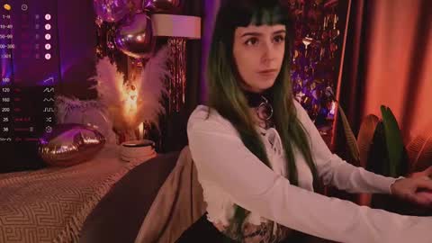 Snapshot of mika_moon_ chatting on February 13, 2025, 4:43 am mika_moon_ online show from February 13, 2025, 4:43 am